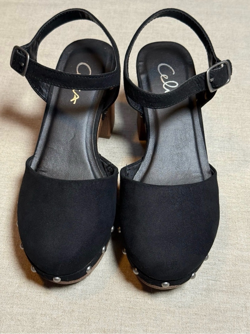 Retro Black Platform Clogs